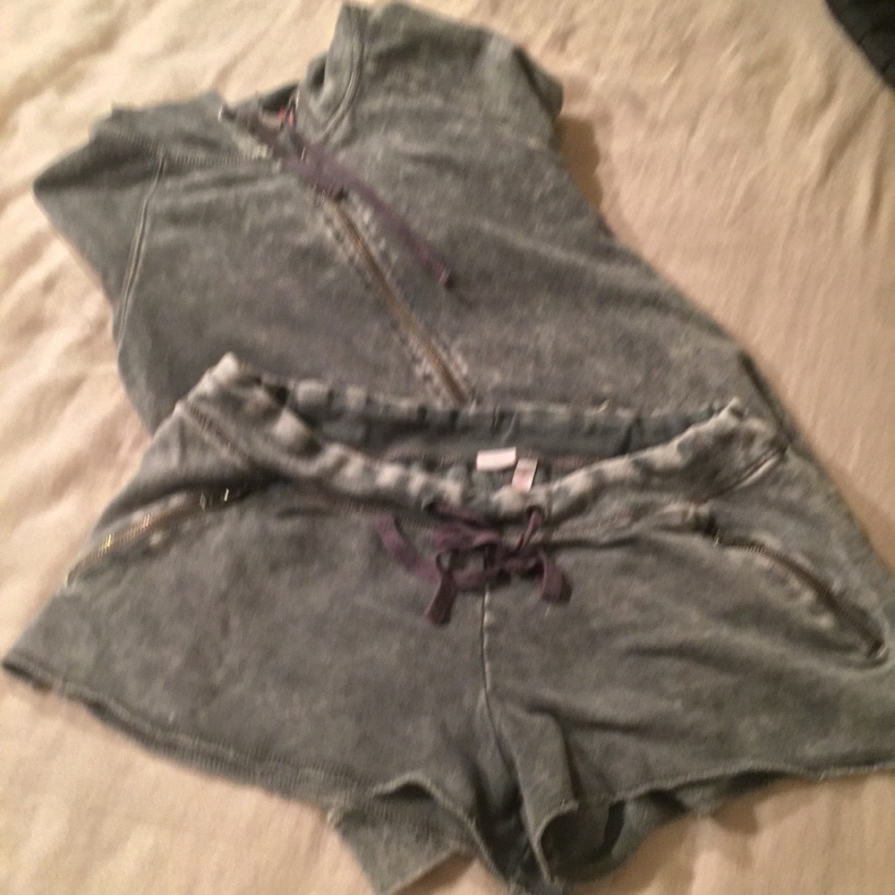 Gray zip up hoodie with pockets and shorts